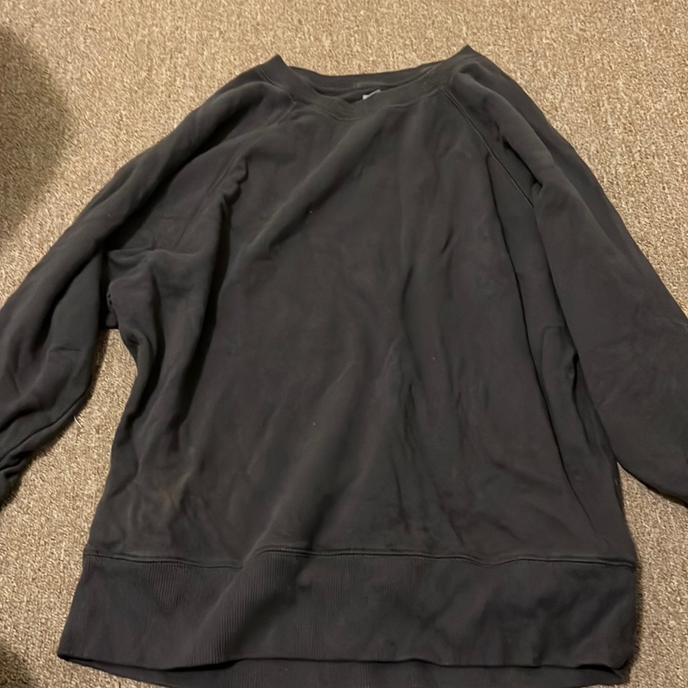 AERIE OVERSIZED CREW NECK